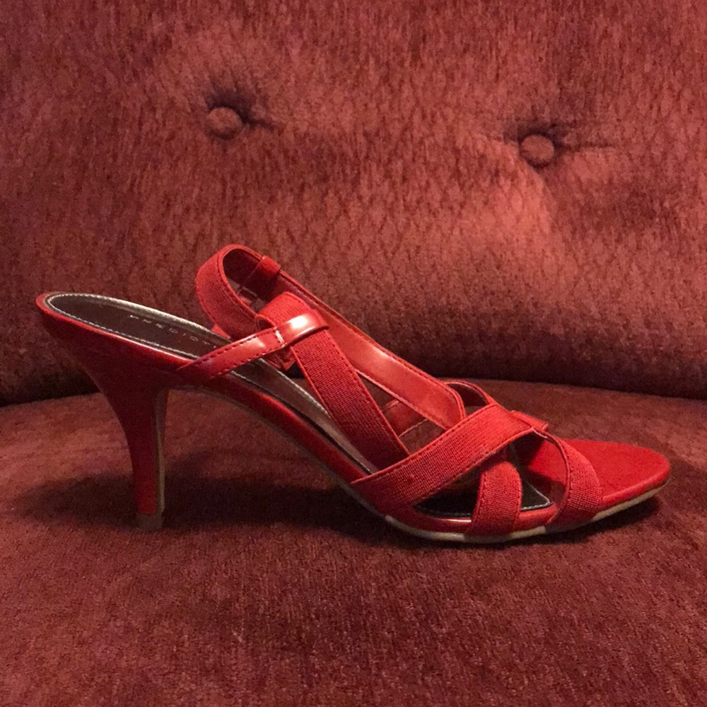 Predictions Red Strappy Heels 7 1/2